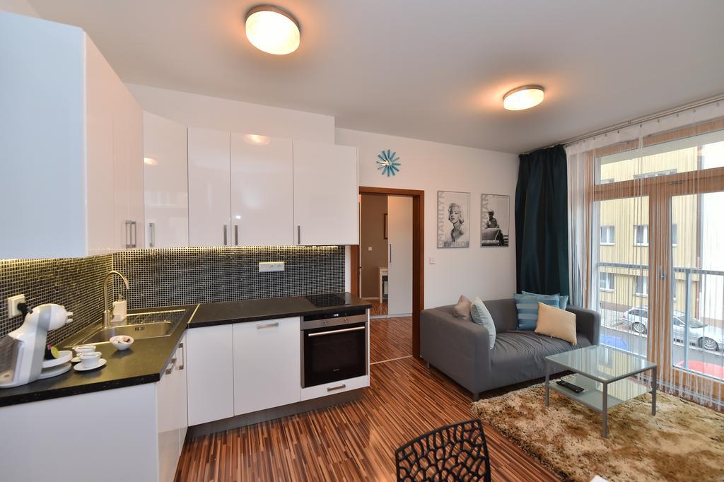 Apartments Palmovka Prága Szoba fotó